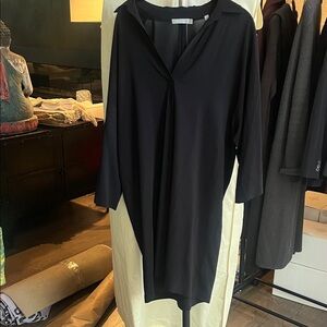 Vince Sleek Black Top